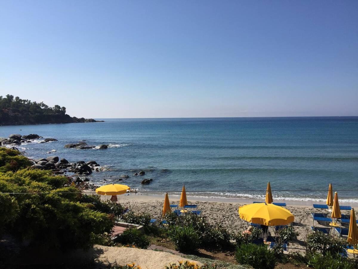 Casa Vacanze Rocco Àrbatax Εξωτερικό φωτογραφία